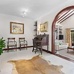 Evergreen Saltwater Pool Villa By Bayside *