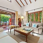 Evergreen Saltwater Pool Villa By Bayside Dom wakacyjny