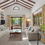 Evergreen Saltwater Pool Villa By Bayside Costa Teguise